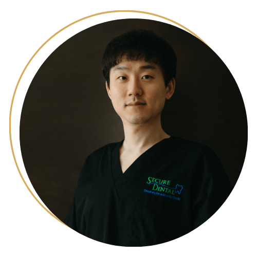Dr. Naru Kang, DDS, Dentist in Davenport, IA.