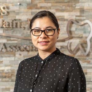 Professional headshot of Dr. Carmen Li ,general dentist